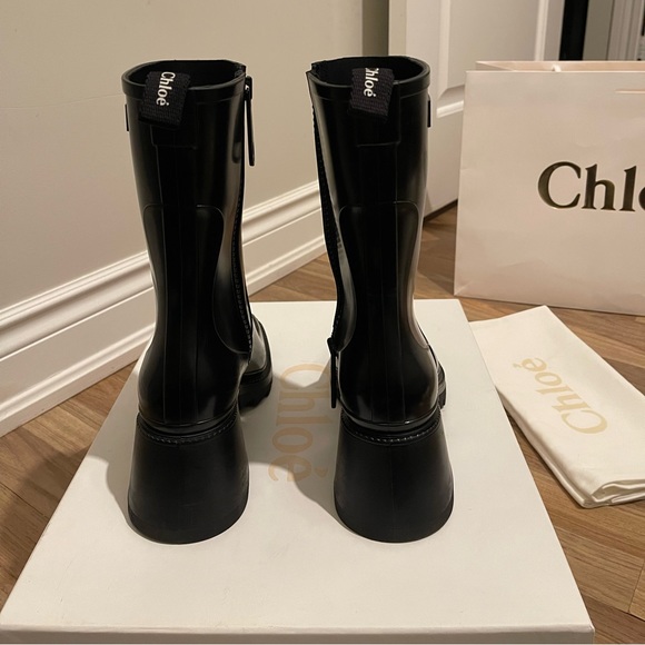 ❌SOLD❌ Chloe Betty Rain Boots - Picture 3 of 8